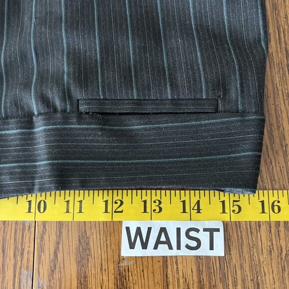 Chico's Women's Charcoal Striped Pants Size 0.5R US 6 Mid Rise Wide Leg Stretch - Picture 6 of 9